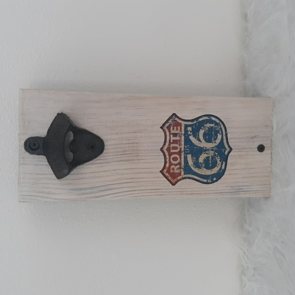 Magnetic Bottle Opener - Picture 1 of 4
